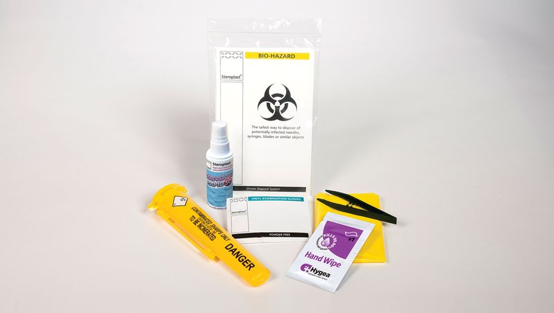 8205 web-Sharp-disposal-kit