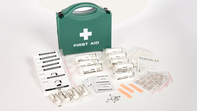 8599-M HSE-First-Aid-Kits-3