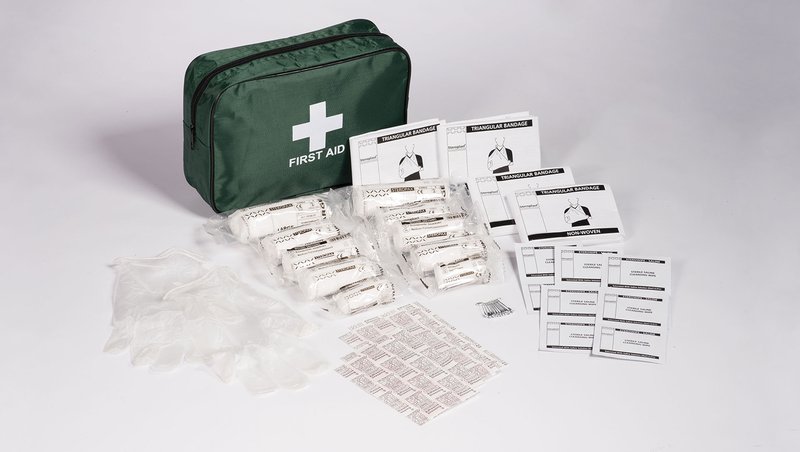 8013-hse-first-aid-kits-2_2