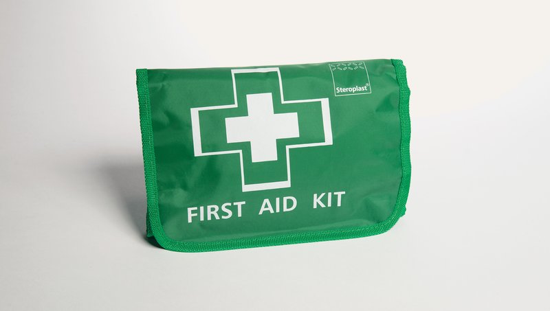 8133 40-Piece-Fold-Up-First-Aid-Kit-Thumbnail