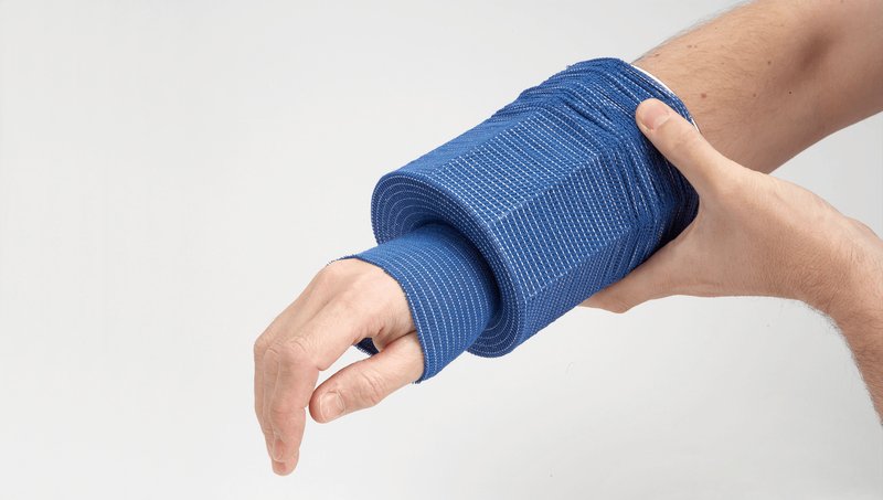 [PTQ-100004667] Sterogrip Blue Tubular Support Bandage, 10m (B (6.25cm))